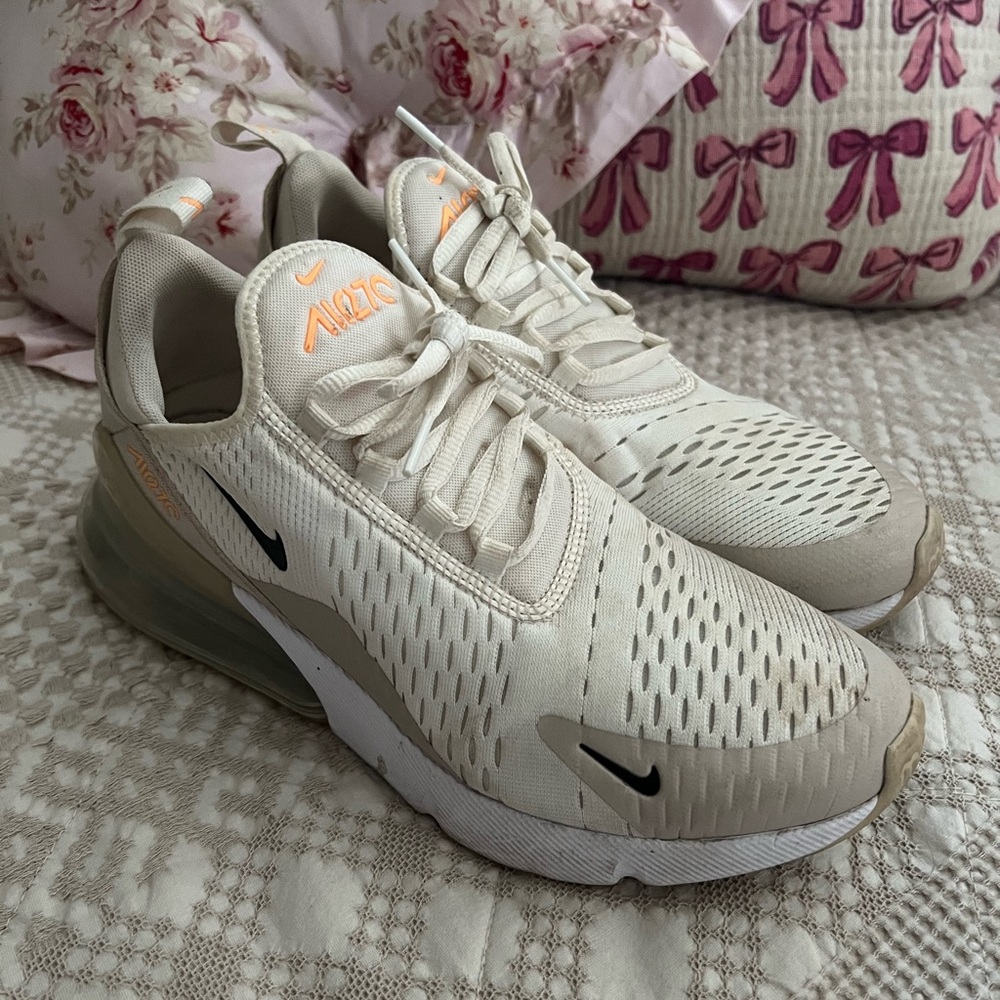 Nike Air Max 270 Women's Beige & Orange Sneakers